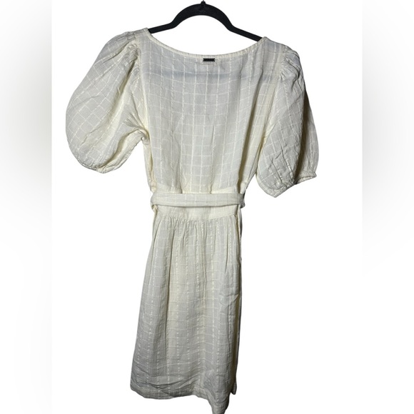 Billabong Ivory Button Front Mini‎ Dress Women’s Small Short Sleeve Tie Waist - Picture 9 of 9